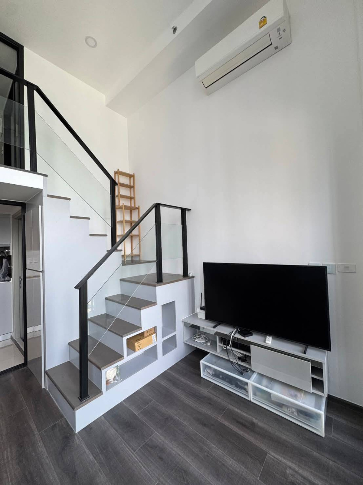 For RentCondoKasetsart, Ratchayothin : 💥CP-10254💥Knightsbridge Space Ratchayothin👉Line : @goodcondo