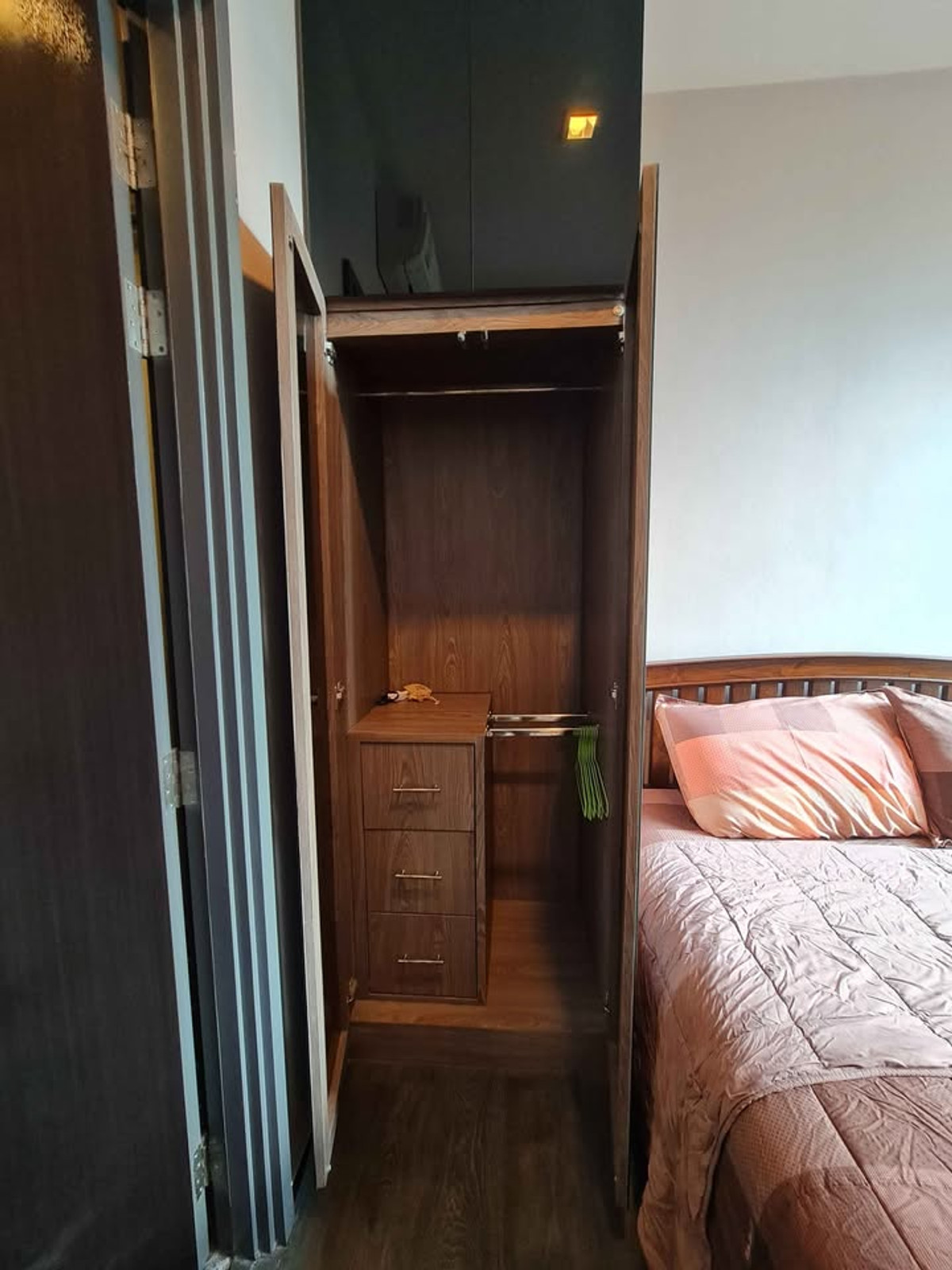 For RentCondoSukhumvit, Asoke, Thonglor : RC021126 Condo for rent at EDGE Sukhumvit 23 near BTS Asoke and MRT Sukhumvit.