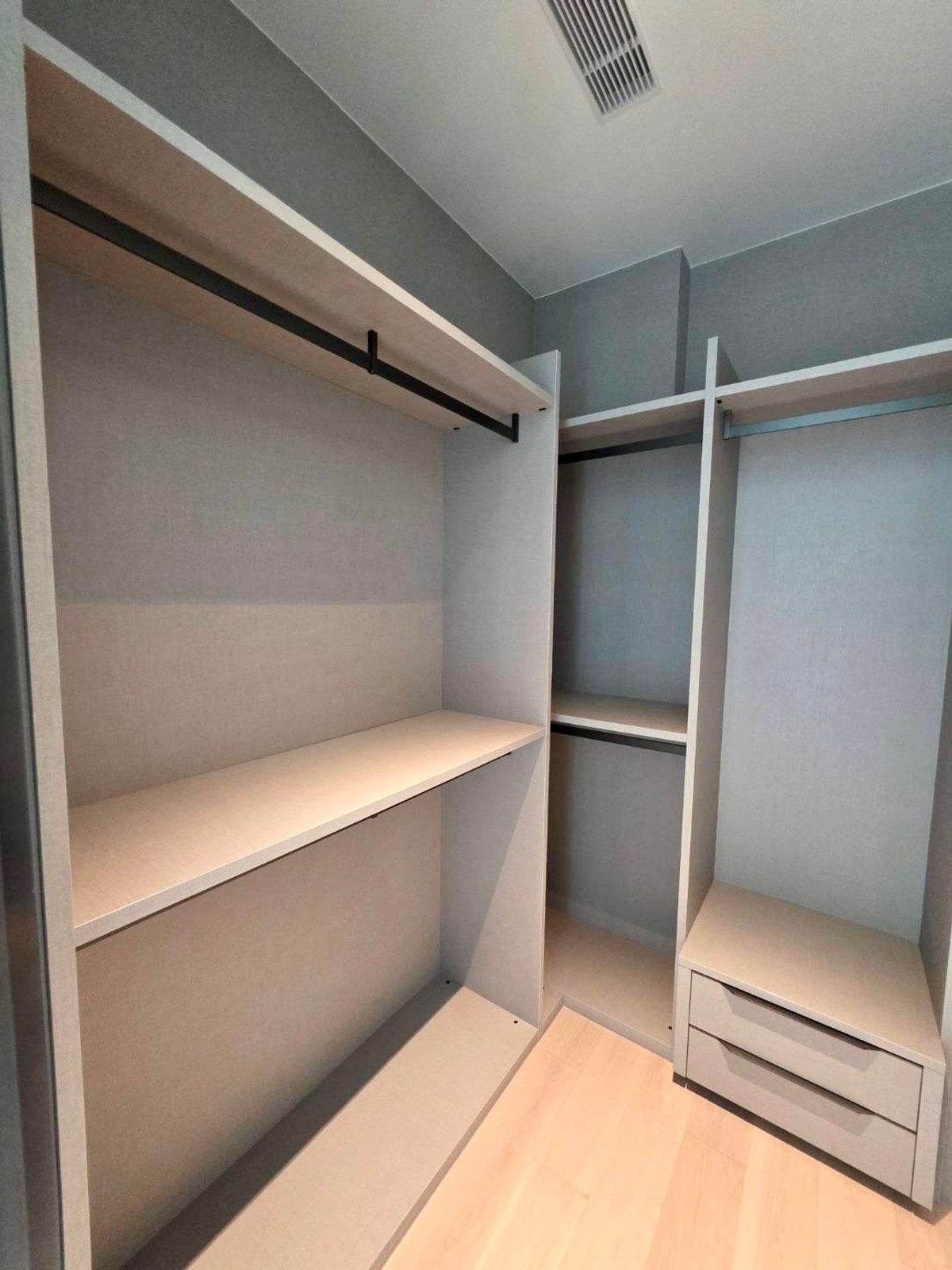 For SaleCondoWitthayu, Chidlom, Langsuan, Ploenchit : 187 One Bangkok: 1bed 1bath 63.09sqm. 21,000,000 Am: 0656199198