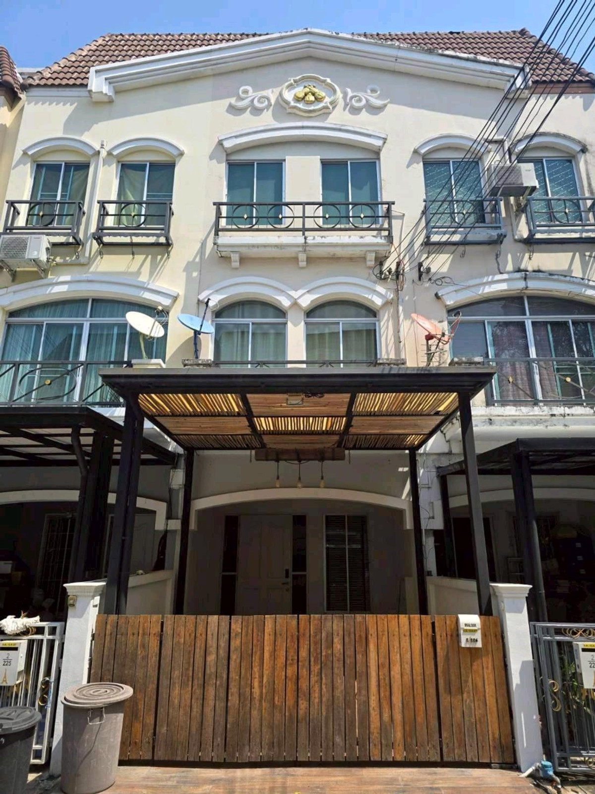 ขายทาวน์โฮมรามคำแหง หัวหมาก : ขายบ้านกลางเมืองเดอะปารีสพระราม9-รามคำแหง ถูกมากก✅️✅️🎉
出售市中心房产，巴黎拉玛九世-兰甘亨公寓。价格超低！