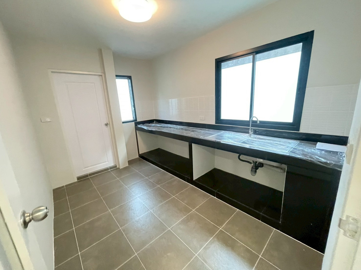 For SaleHouseNonthaburi, Bang Yai, Bangbuathong : Maneeya Masterpiece Rattanathibet, newly renovated second-hand detached house on Rattanathibet Road, near Central Rattanathibet, purple MRT.