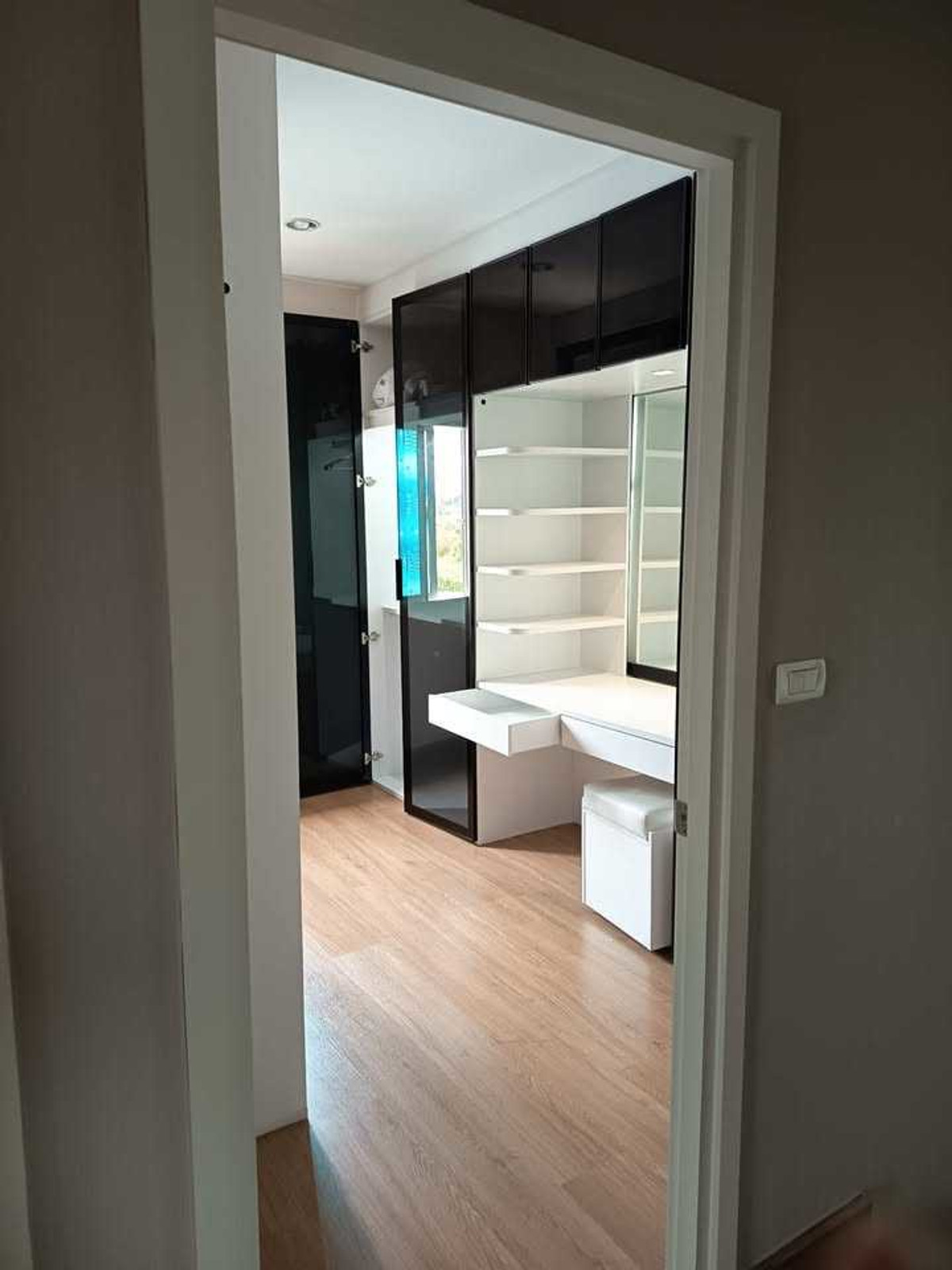 For RentHouseMin Buri, Romklao : Village for rent, The Plant, Chalong Krung (121.40 sq m.), decorated, ready to move in.