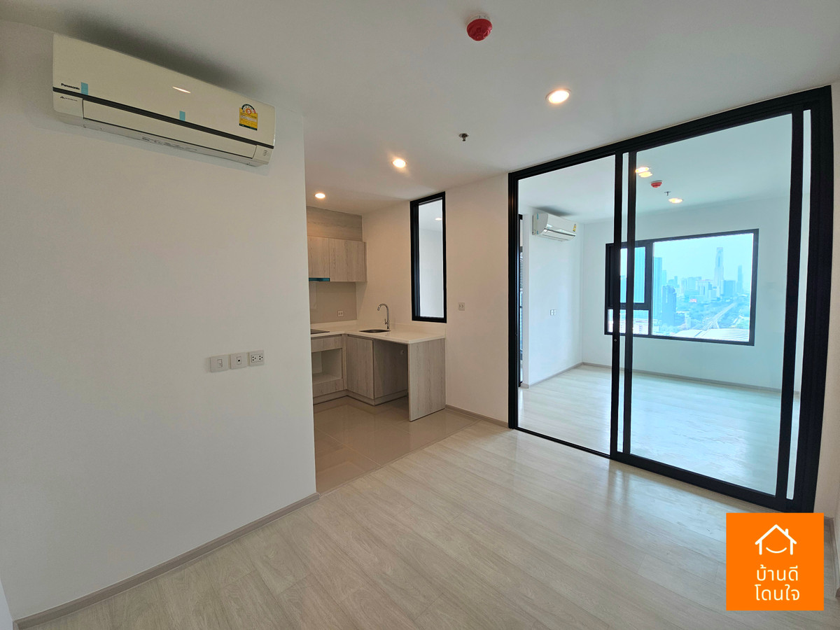 ขายคอนโดพระราม 9 เพชรบุรีตัดใหม่ RCA : ลดราคาพิเศษ Life Asoke (35 ตร.ม.) ห้องใหม่ ไม่เคยเข้าอยู่ ใกล้ MRT เพชรบุรี