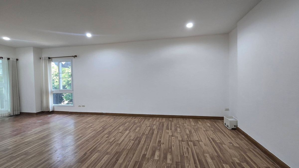 For SaleCondoOnnut, Udomsuk : Condo for sale, Regent Home Sukhumvit 64, Regent Home 9 Sukhumvit 64, large condo room, complete functions, Sukhumvit location, suitable for both comfortable living, investment, rental, really worth it.