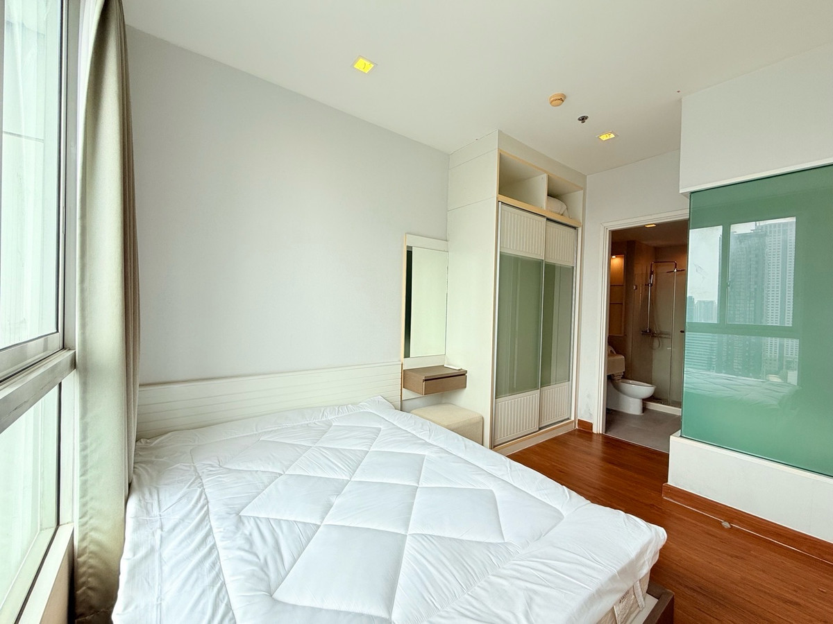 CondoSathorn, Narathiwat : For rent, Ivy Sathorn, 1 bedroom, 35 sq m, BTS St.Louis, ready to move in.