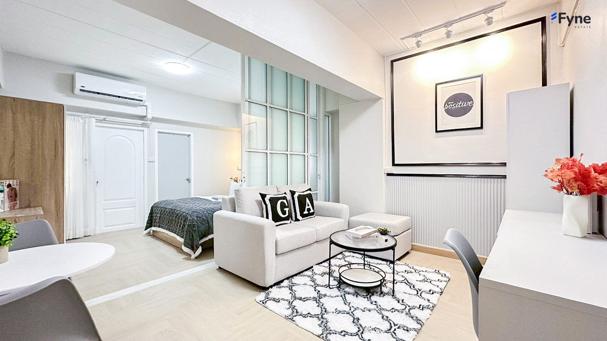 For SaleCondoRatchathewi,Phayathai : 🚉Just 5 minutes to BTS Saphan Khwai, installment only 5,xxx baht ✅️ Five Star Condominium