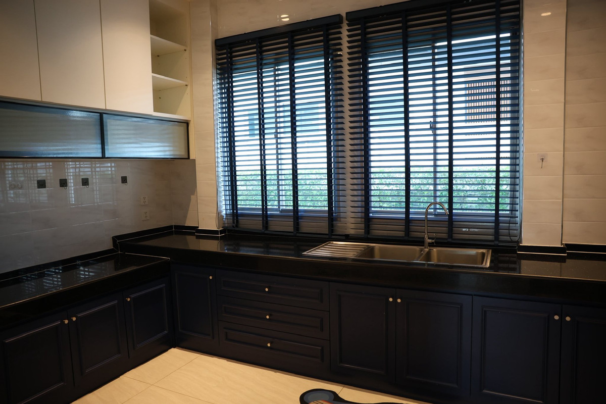 ให้เช่าบ้านลาดกระบัง สุวรรณภูมิ : ปล่อยเช่า!!✨ บ้านหรู เดินทางไปสนามบินสะดวก | Perfect Masterpiece กรุงเทพกรีฑา | แต่งเสร็จ พร้อมเข้าอยู่ | ออกแบบตามหลักฮวงจุ้ย