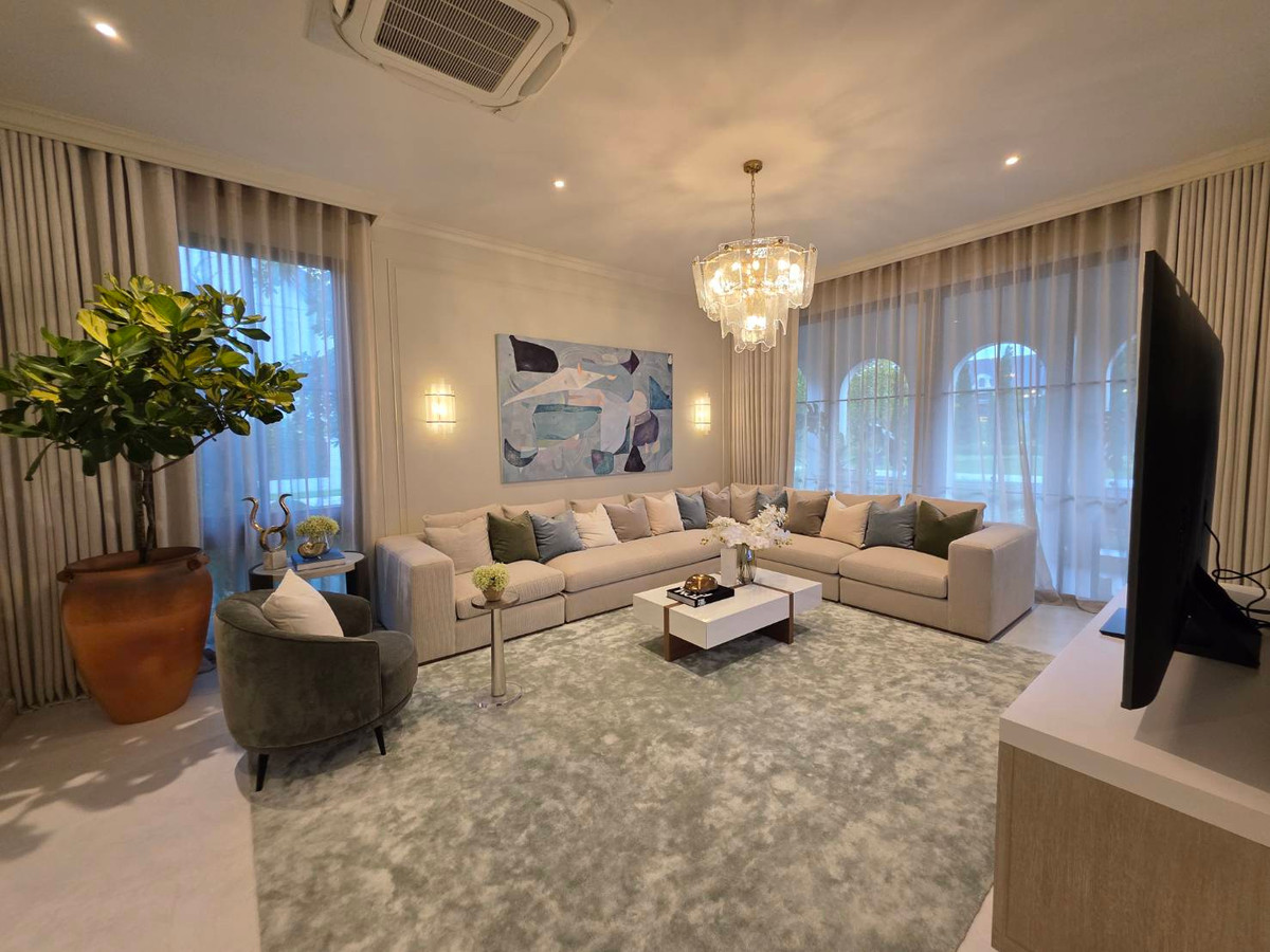 ขายบ้านพัฒนาการ ศรีนครินทร์ : Narasiri Victoire Krungthep Kreetha: Manoir No.5 543sqm. 4bed 5bath 80,000,000 Am: 0656199198