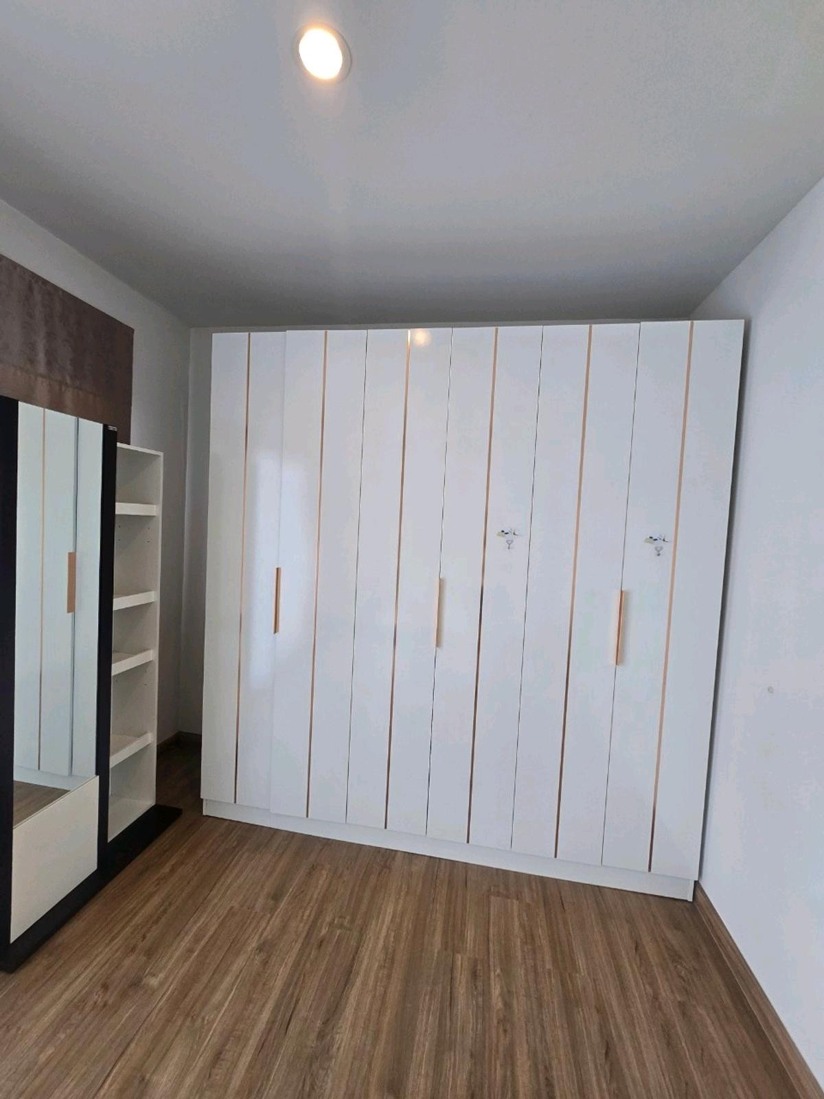 ให้เช่าทาวน์โฮมอ่อนนุช อุดมสุข : 🐕‍🦺🐈🐩บ้านกลางเมือง ศรีนครินทร์–อ่อนนุชเฟอร์นิเจอร์และเครื่องใช้ไฟฟ้าครบ เลี้ยงสัตว์ได้
✨ หิ้วกระเป๋าเข้าอยู่ได้เลย พร้อมเข้าอยู่ทันที