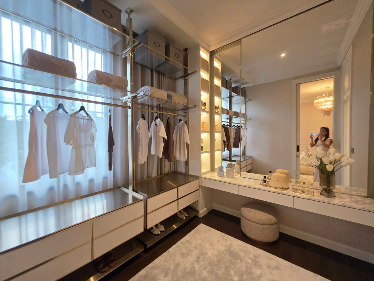 ขายบ้านพัฒนาการ ศรีนครินทร์ : Narasiri Victoire Krungthep Kreetha: Manoir No.5 543sqm. 4bed 5bath 80,000,000 Am: 0656199198