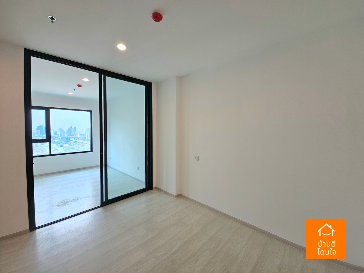 ขายคอนโดพระราม 9 เพชรบุรีตัดใหม่ RCA : ลดราคาพิเศษ Life Asoke (35 ตร.ม.) ห้องใหม่ ไม่เคยเข้าอยู่ ใกล้ MRT เพชรบุรี