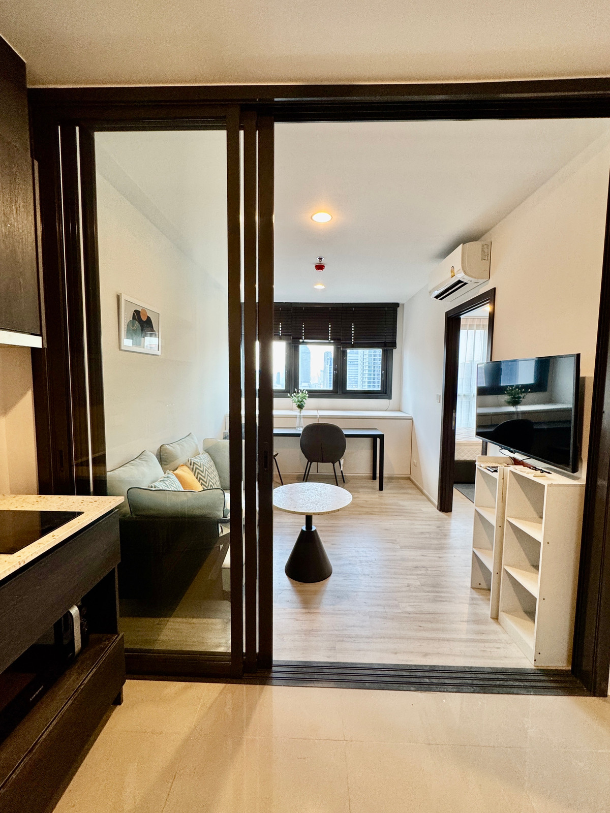 ให้เช่าคอนโดรัชดา ห้วยขวาง : ให้เช่า XT Huai Kwang 1 bedroom - Available for Rent