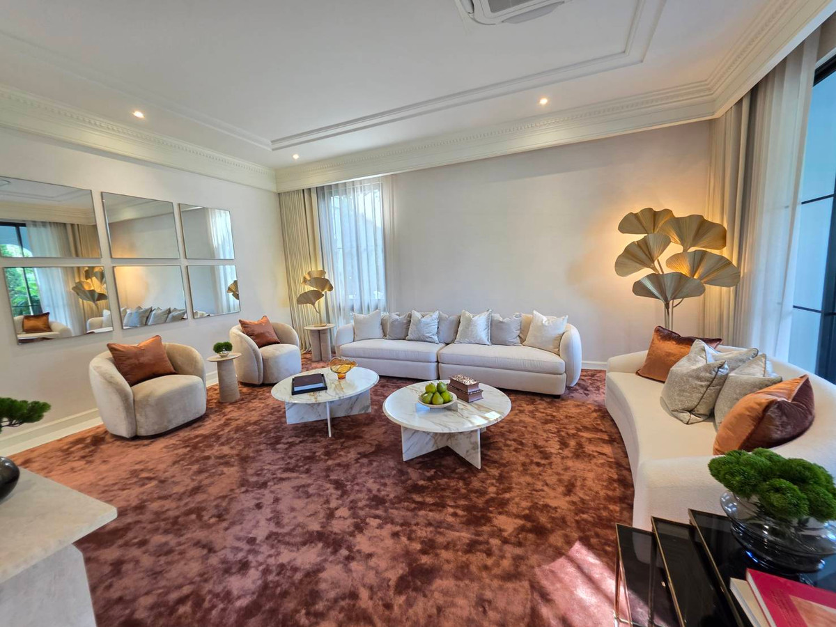 ขายบ้านพัฒนาการ ศรีนครินทร์ : Narasiri Victoire Krungthep Kreetha: Manoir No.6  678sqm. 5bed 6bath 99,000,000 Am: 0656199198