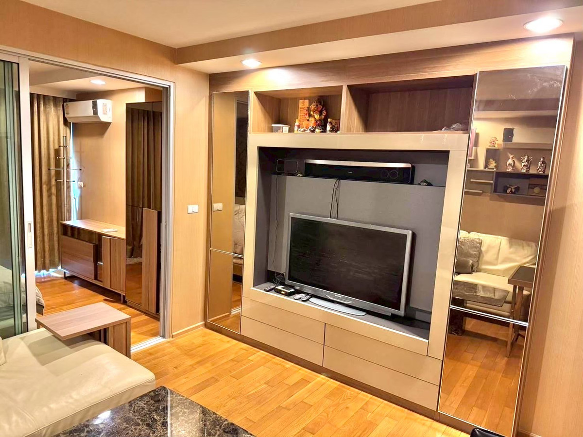 ให้เช่าคอนโดลาดพร้าว เซ็นทรัลลาดพร้าว : ให้เช่า ✨ The Line Phahonyothin ตึก A ขนาด 1 ห้องนอน 38sqm 16,500 บาท/เดือน พร้อมเข้าอยู่ 📞 โทรเลย 065-2614622 แทมมี่