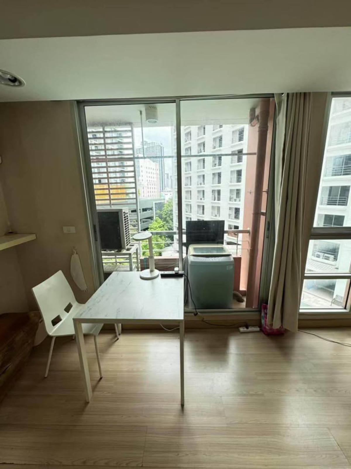 For RentCondoRatchadapisek, Huaikwang, Suttisan : 🔥 For rent The Kris Extra 5 (The Kris Extra 5) 🔥 📍 near MRT Sutthisan 🚆 convenient travel