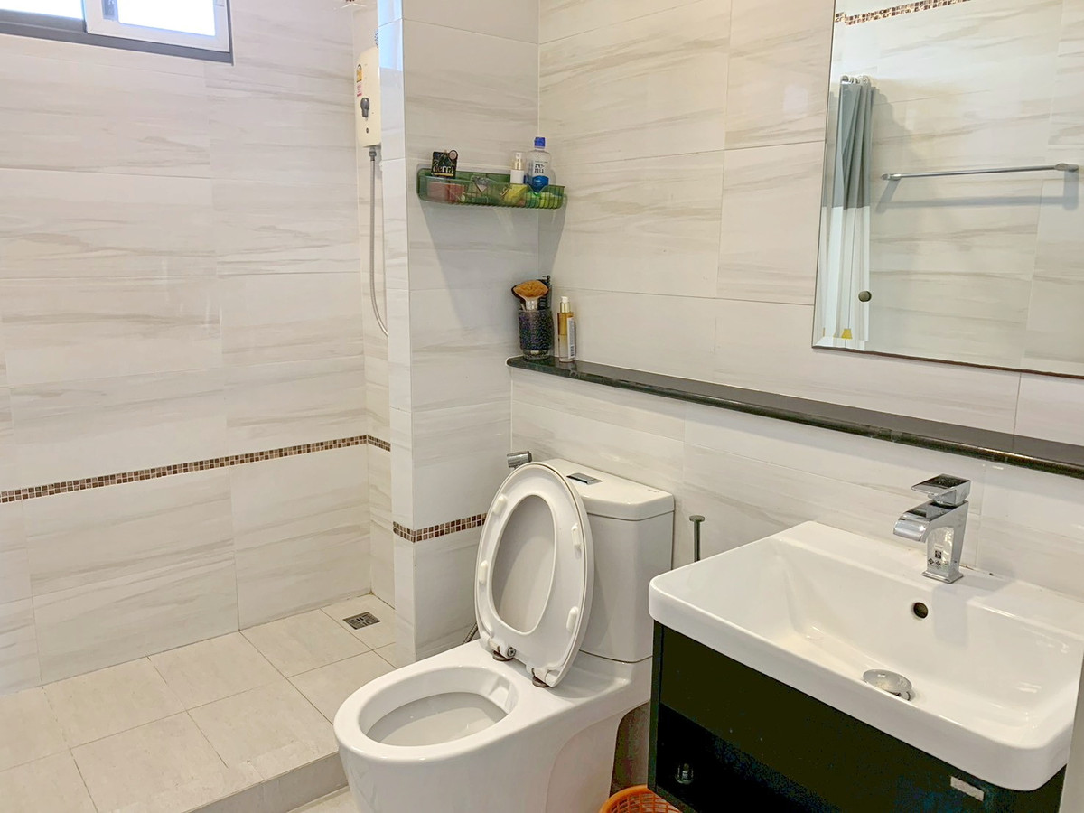 HousePattanakan, Srinakarin : 4 bedroom House for Sale or Rent, Perfect Place Rama9 – KrungthepKreetha 