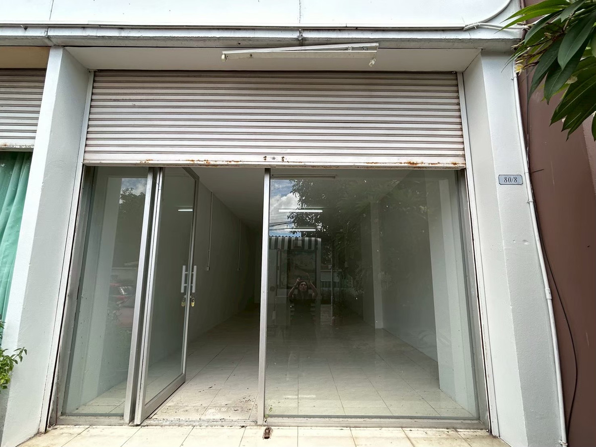 For SaleShop HouseChokchai 4, Ladprao 71, Ladprao 48, : CS183 For Sale: 1-story commercial building on Ladprao Road, P. Thana Tower, 55 sq.wa. Best price in the area.