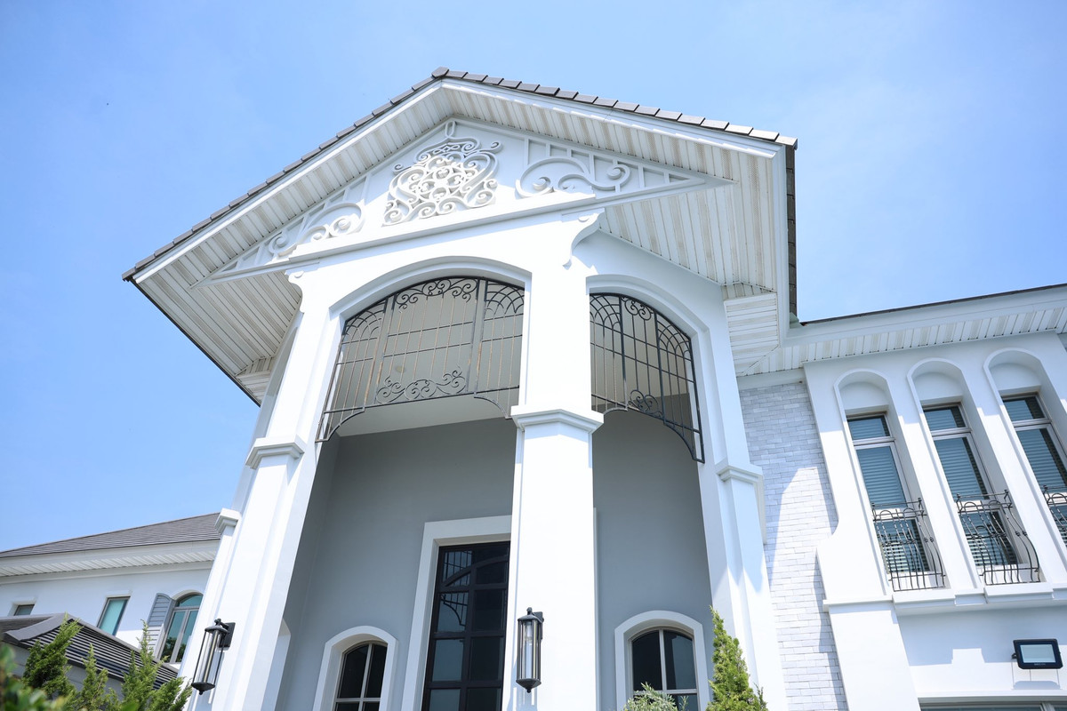 ให้เช่าบ้านลาดกระบัง สุวรรณภูมิ : ปล่อยเช่า!!✨ บ้านหรู เดินทางไปสนามบินสะดวก | Perfect Masterpiece กรุงเทพกรีฑา | แต่งเสร็จ พร้อมเข้าอยู่ | ออกแบบตามหลักฮวงจุ้ย