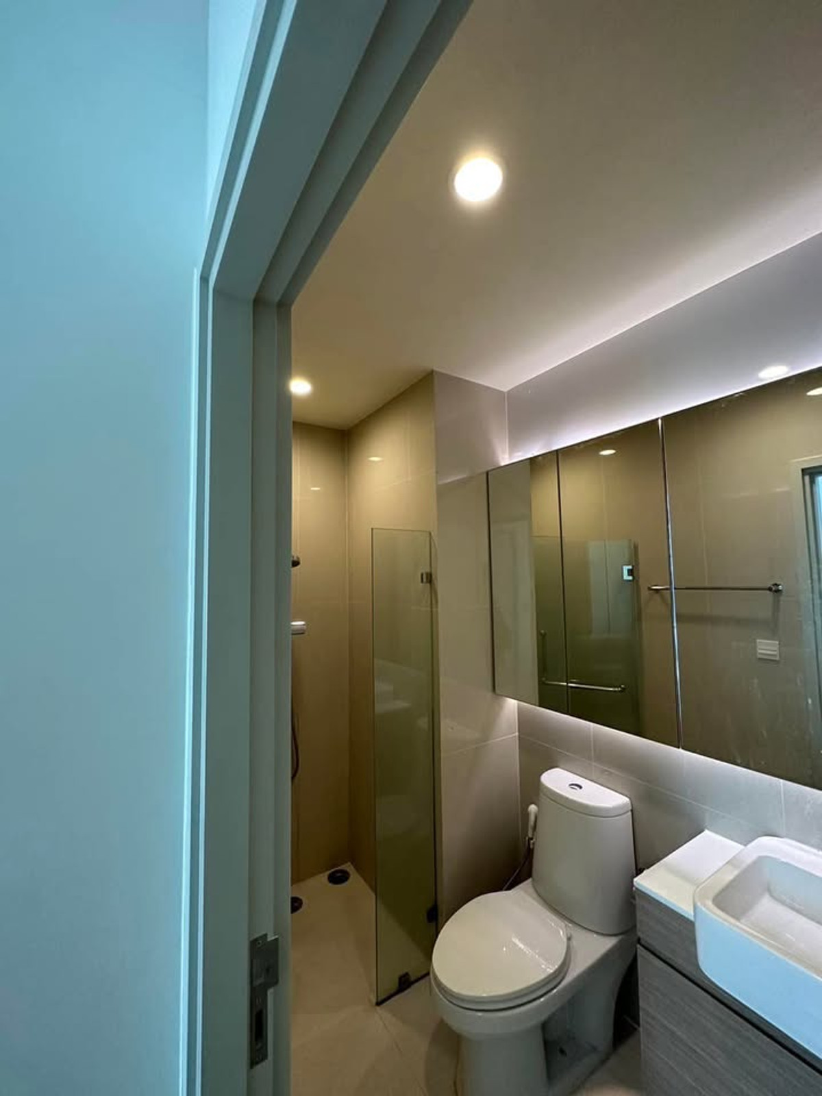 For RentCondoRatchadapisek, Huaikwang, Suttisan : RC020726 Condo for rent at THE NOBLE REVOLVE RATCHADA 2 near MRT Cultural Center Station