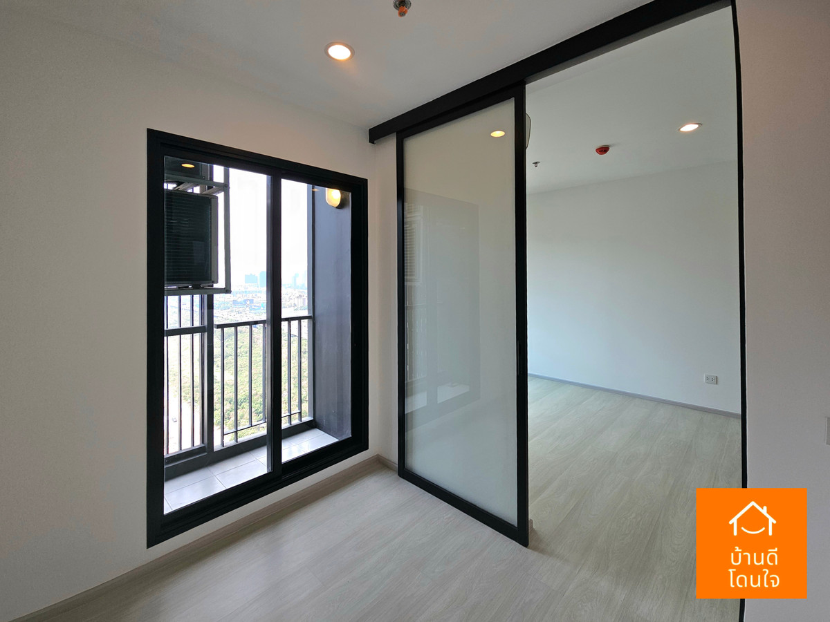 ขายคอนโดพระราม 9 เพชรบุรีตัดใหม่ RCA : ลดราคาพิเศษ Life Asoke (35 ตร.ม.) ห้องใหม่ ไม่เคยเข้าอยู่ ใกล้ MRT เพชรบุรี