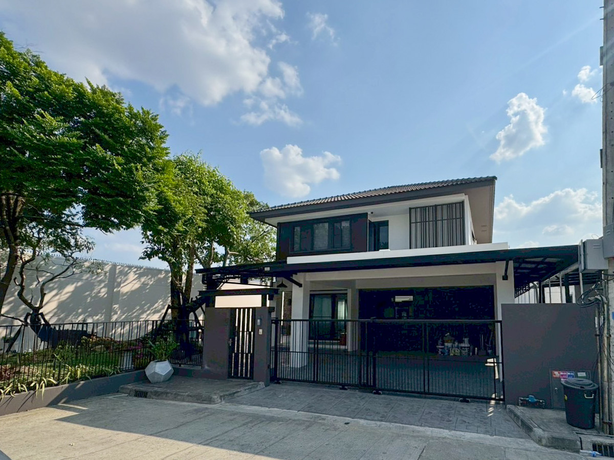 ให้เช่าบ้านบางนา แบริ่ง ลาซาล : มัณฑนา บางนา กม.7 / 4 ห้องนอน (เช่า), Mantana Bangna Km.7 / 4 Bedrooms (FOR RENT) YOK053