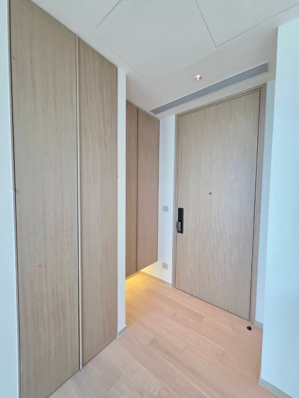 For SaleCondoWitthayu, Chidlom, Langsuan, Ploenchit : 187 One Bangkok: 1bed 1bath 63.09sqm. 21,000,000 Am: 0656199198