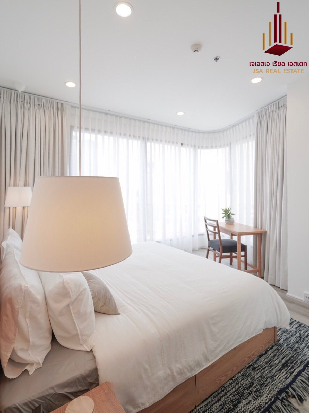 ให้เช่าคอนโดพระราม 9 เพชรบุรีตัดใหม่ RCA : ✨ For Rent: Ideo Mobi Asoke Condo ✨  💰 Only 42,000 THB/month