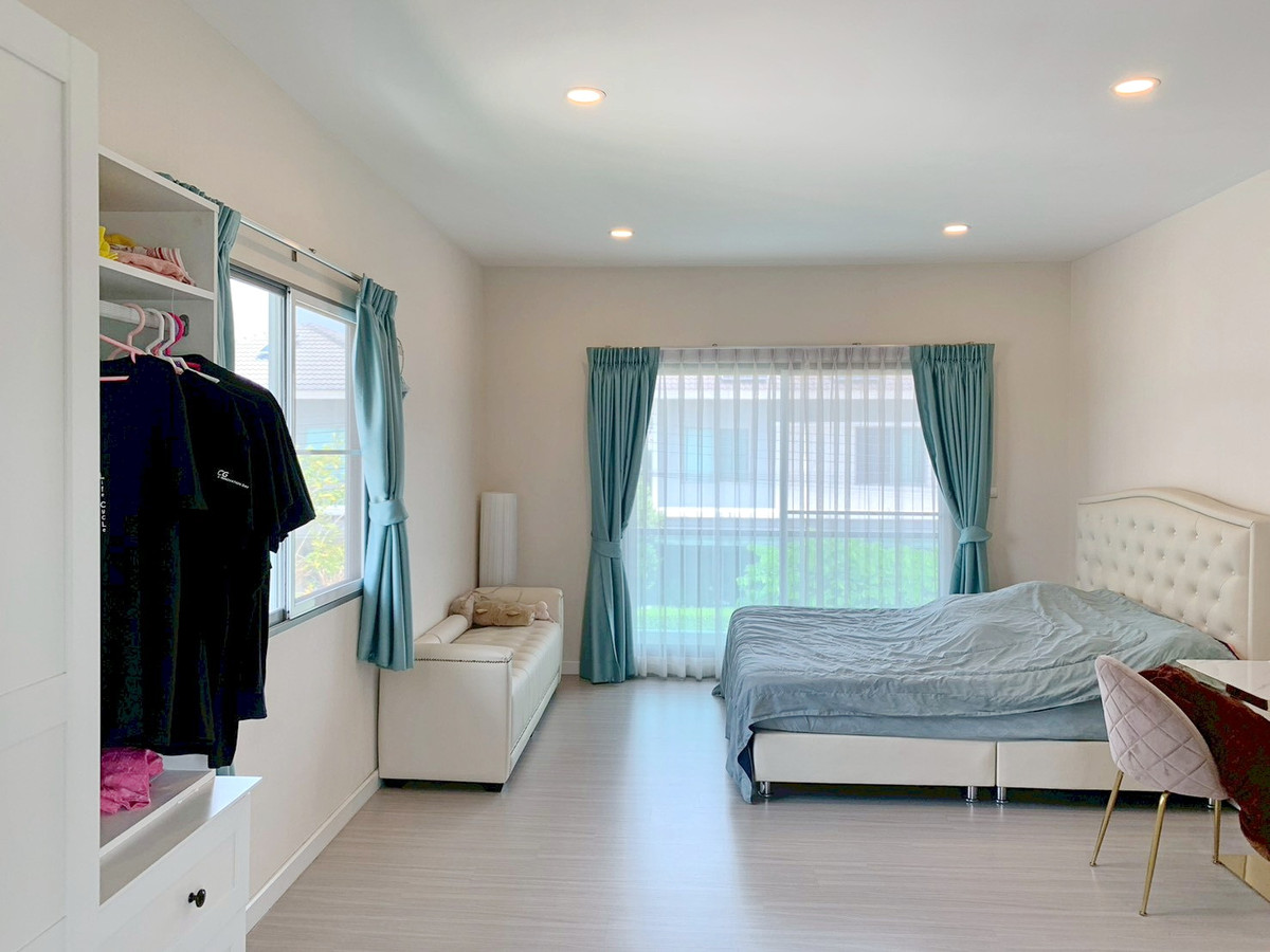 HousePattanakan, Srinakarin : 4 bedroom House for Sale or Rent, Perfect Place Rama9 – KrungthepKreetha 