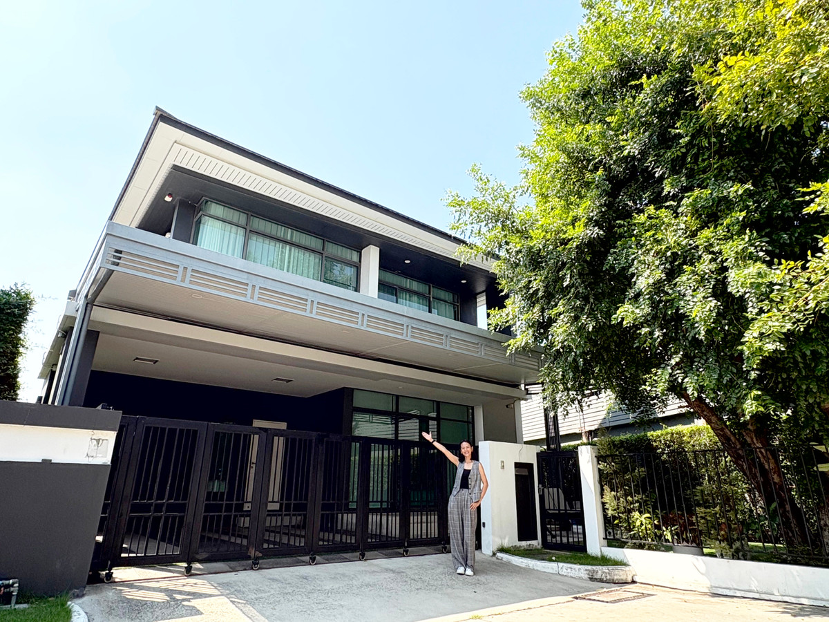 ขายบ้านพัฒนาการ ศรีนครินทร์ : บ้านหลังมุม พร้อมอยู่ สภาพกริบ เศรษฐสิริ กรุงเทพกรีฑา บ้านเดี่ยวดีไซน์สวยจากแสนสิริ บนทำเลศักยภาพที่ใครๆ ก็ต้องการ