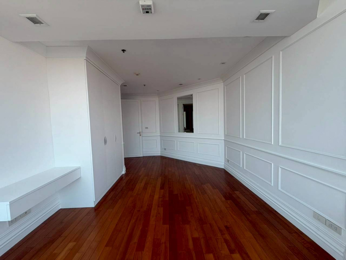 For SaleCondoPinklao, Charansanitwong : For sale/SALE: My Resort @ River (My Resort @ River) - 3 bedrooms LC112