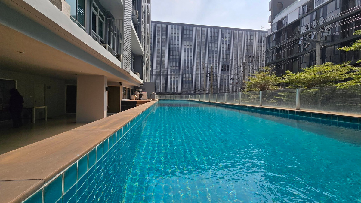 For SaleCondoOnnut, Udomsuk : Condo for sale, Regent Home Sukhumvit 64, Regent Home 9 Sukhumvit 64, large condo room, complete functions, Sukhumvit location, suitable for both comfortable living, investment, rental, really worth it.