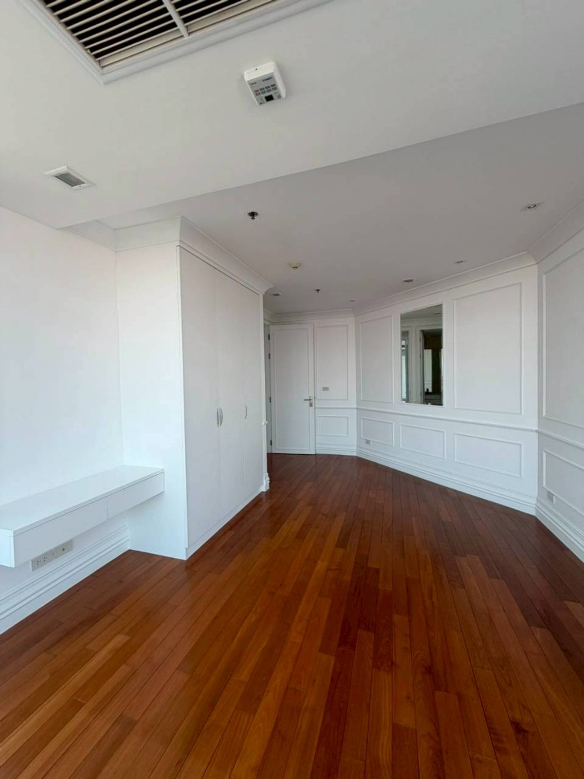 For SaleCondoPinklao, Charansanitwong : For sale/SALE: My Resort @ River (My Resort @ River) - 3 bedrooms LC112