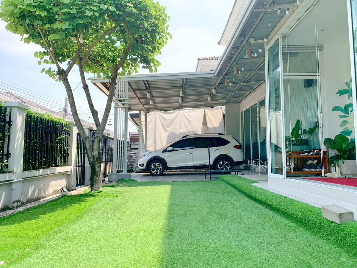 HousePattanakan, Srinakarin : 4 bedroom House for Sale or Rent, Perfect Place Rama9 – KrungthepKreetha 