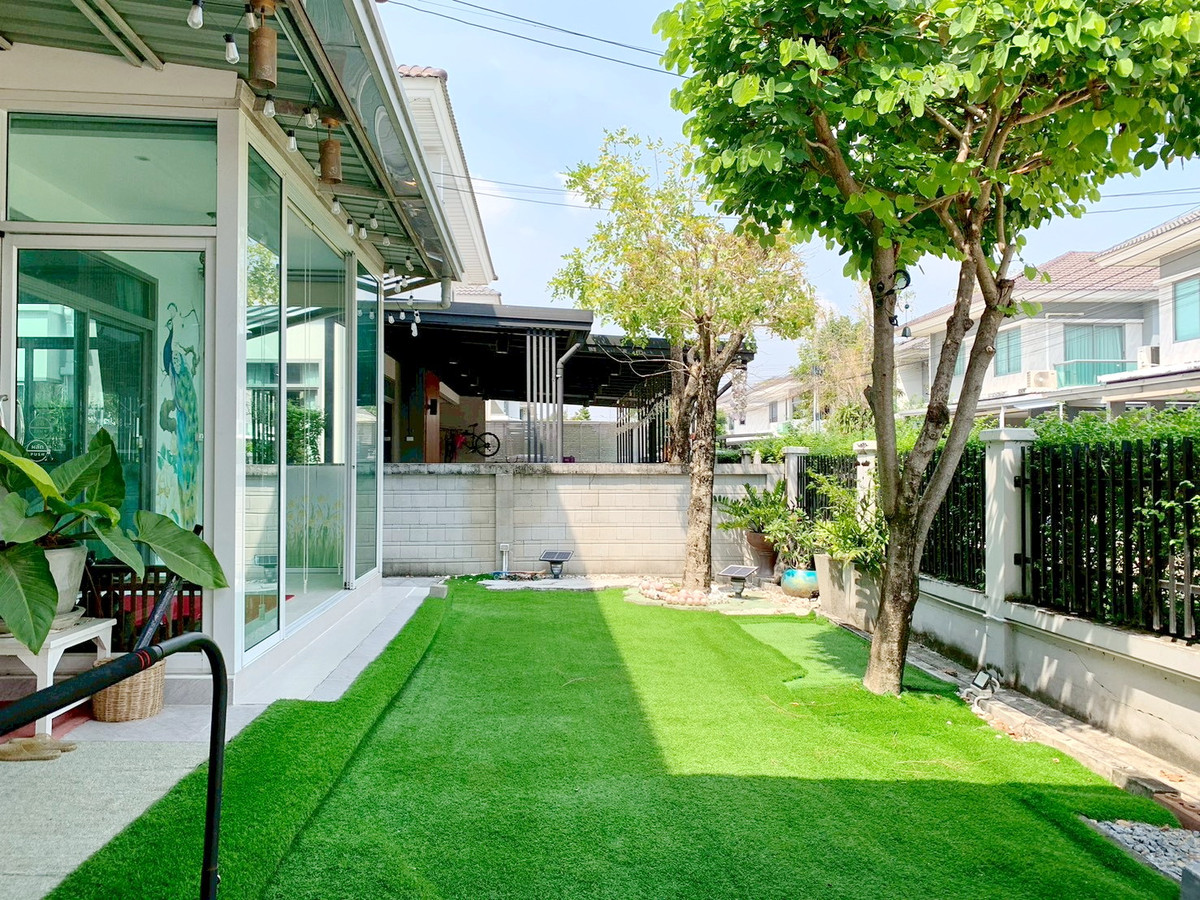 HousePattanakan, Srinakarin : 4 bedroom House for Sale or Rent, Perfect Place Rama9 – KrungthepKreetha 