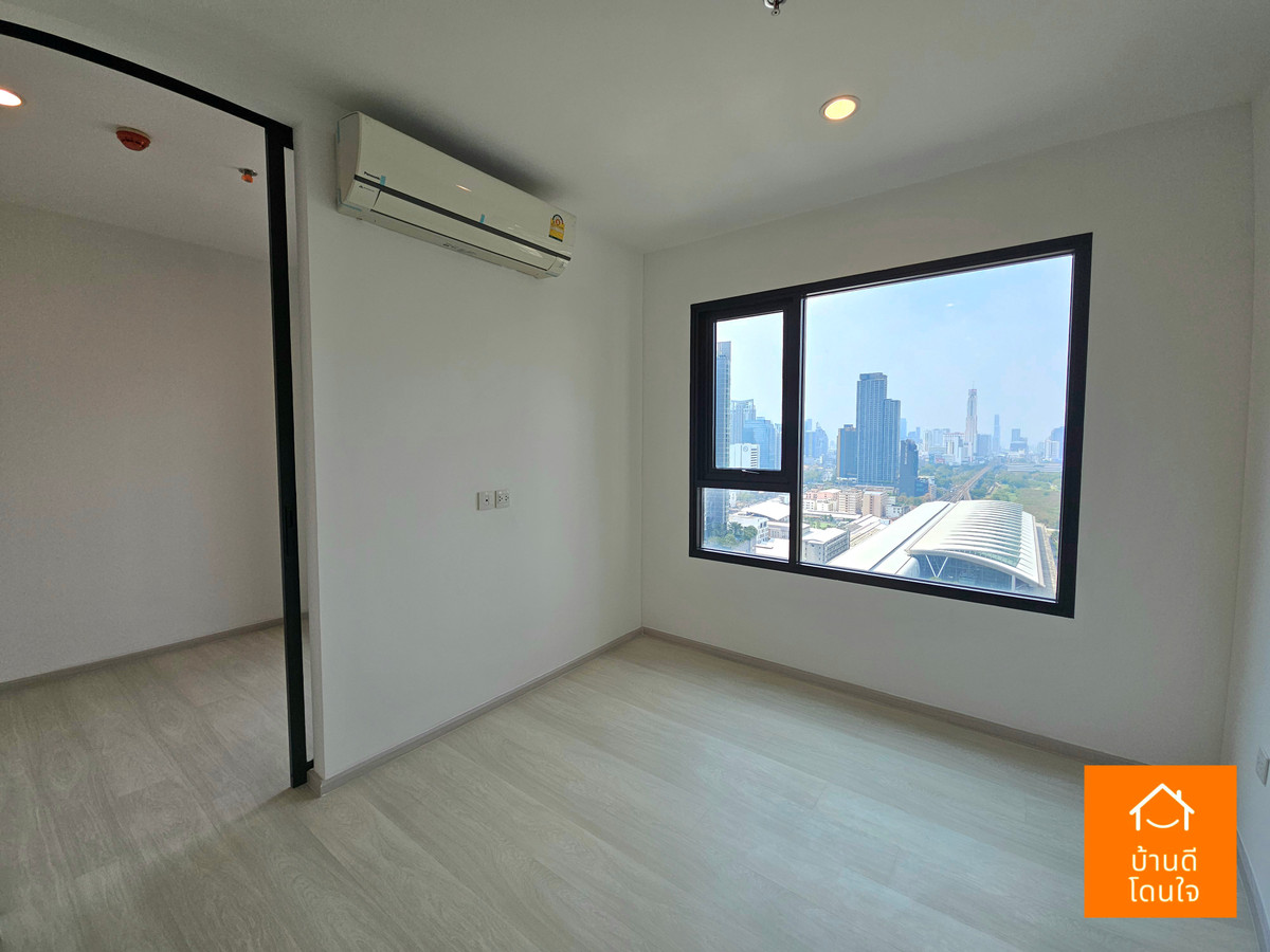 For SaleCondoRama9, Petchburi, RCA : Condo for sale: Life Asoke (35 sq m.), new room, never lived in, near MRT Phetchaburi.