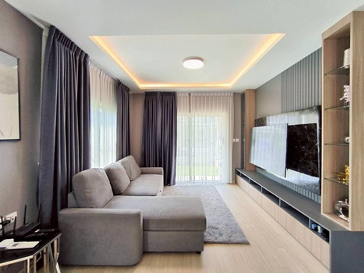 ขายบ้านบางนา แบริ่ง ลาซาล : บ้านเดี่ยว Villaggio ศรีนครินทร์ ตำบลบางเมือง อำเภอเมืองสมุทรปราการ สมุทรปราการ ราคา 6,900,000 บาท