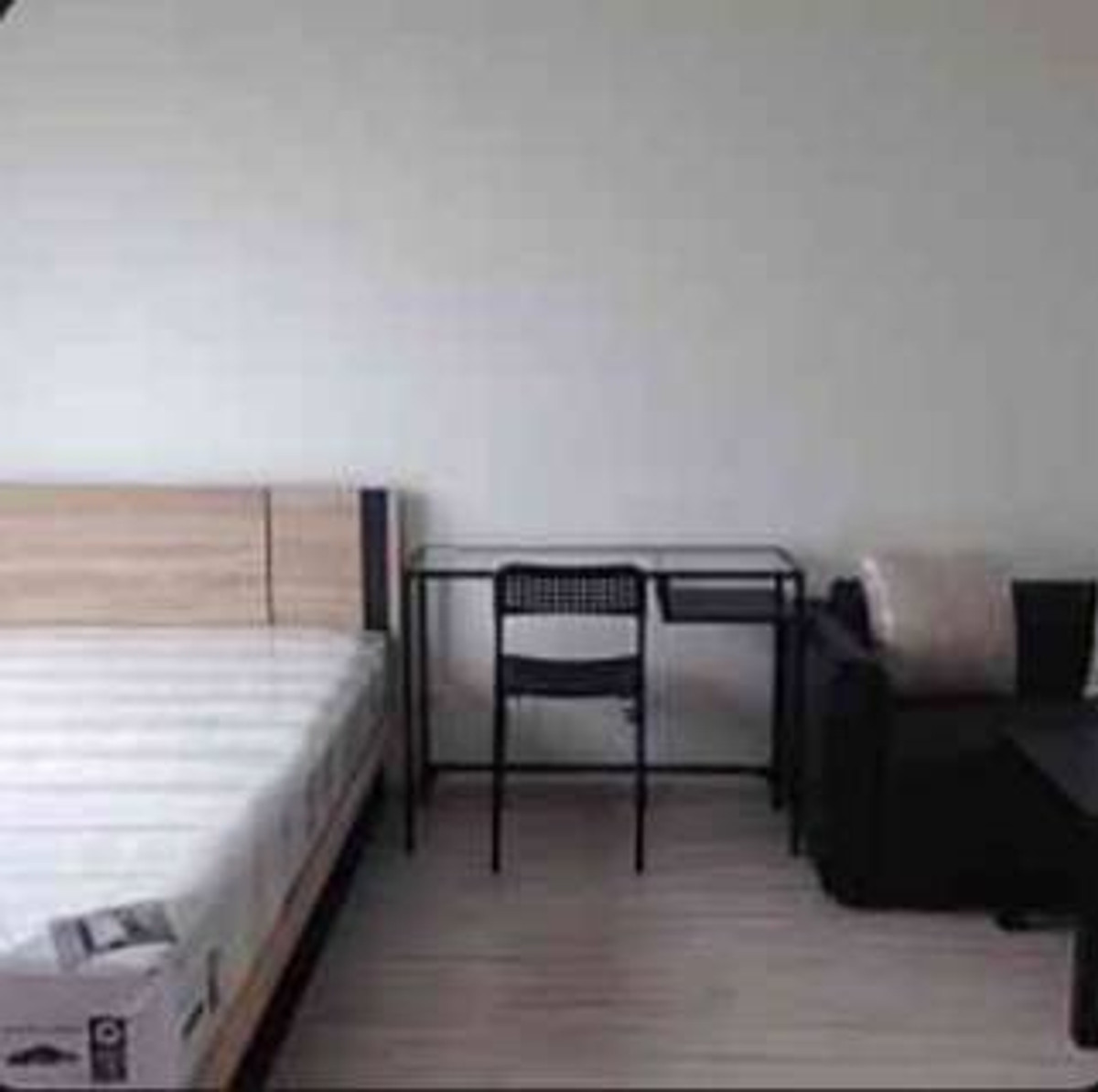 For RentCondoBangna, Bearing, Lasalle : Condo for Rent: Ideo Mobi Sukhumvit Eastgate Near BTS Bang Na (approx. 150 meters)