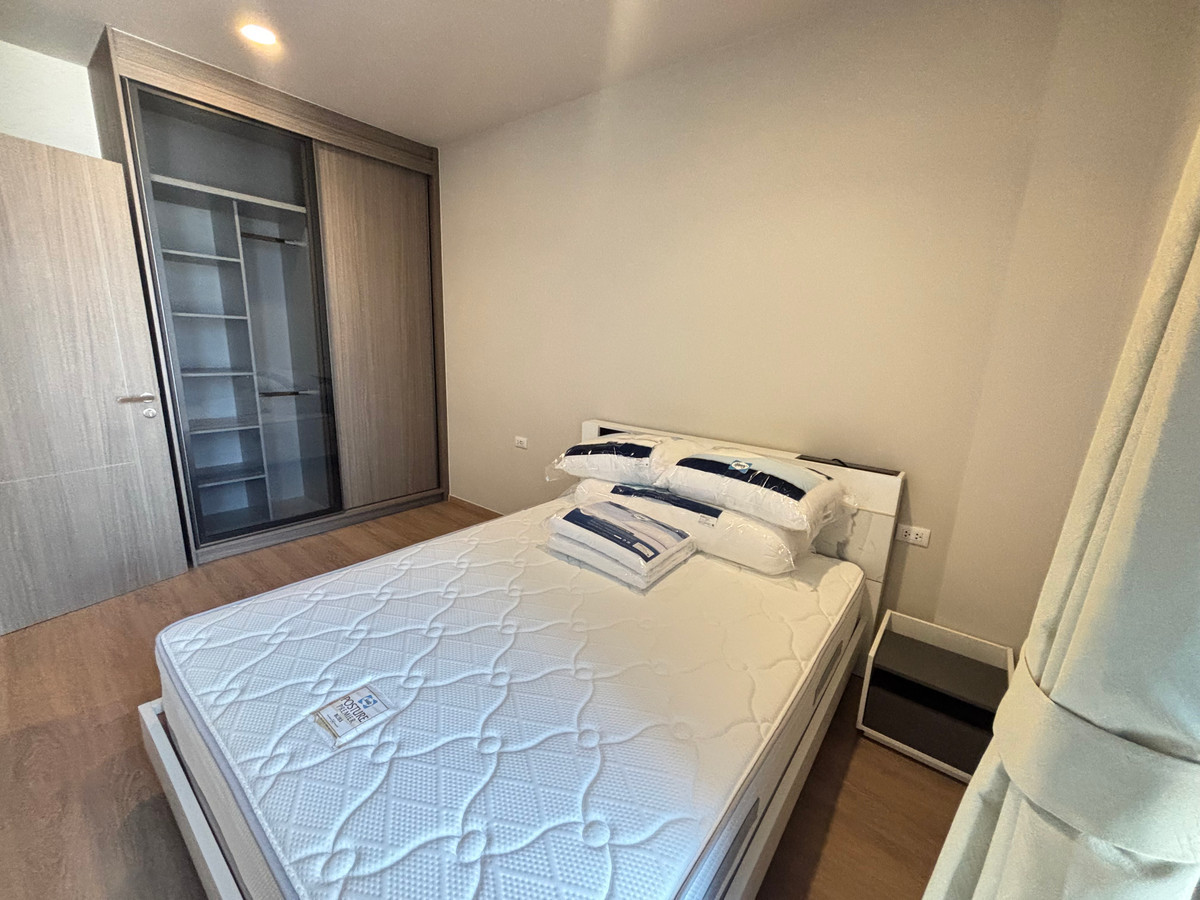 For RentCondoSathorn, Narathiwat : For rent 📍 The Issara Sathorn 📍 Fully furnished with appliances. Near BTS Chong Nonsi.