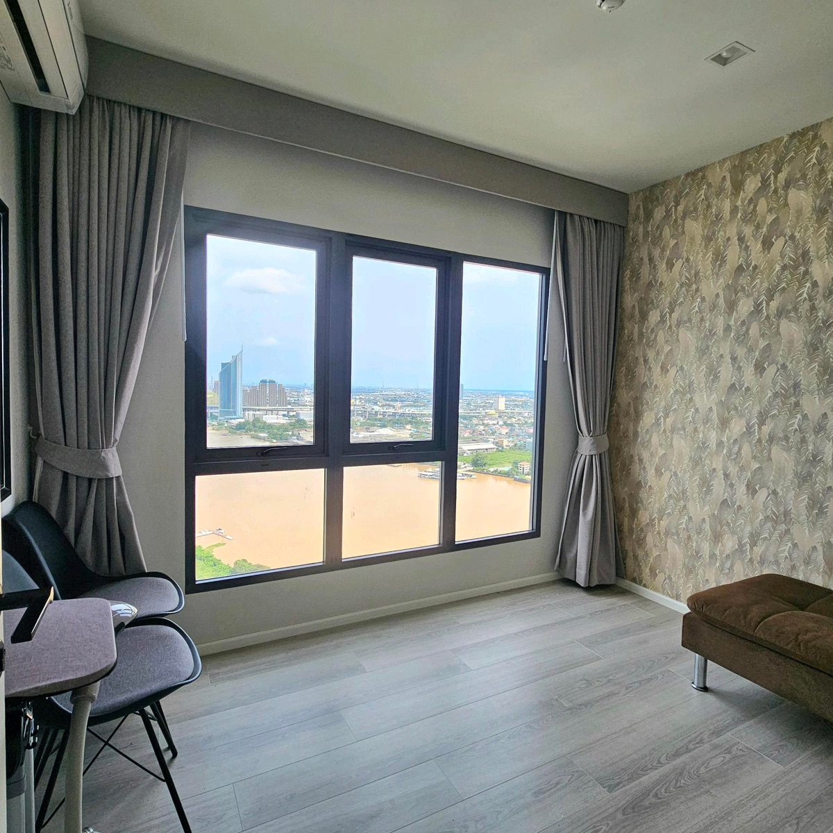 CondoRama3 (Riverside),Satupadit : RAMA 3 : The Key (River view)