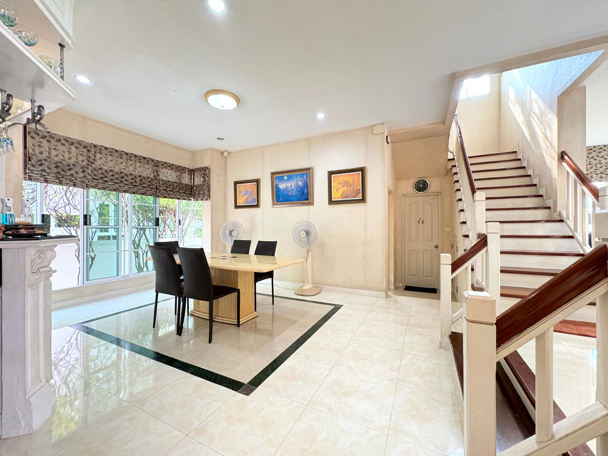 For SaleHouseSamut Prakan,Samrong : The ultimate in relaxation | Nantawan Srinakarin, corner detached house Quality projects from Land & Houses