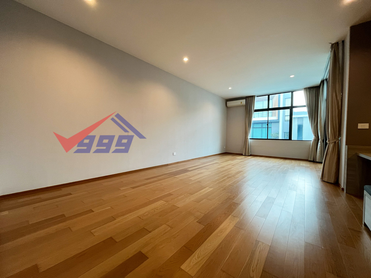 For RentHousePattanakan, Srinakarin : Townhome for rent, 3 bedrooms, srinakarin rama 9 area.