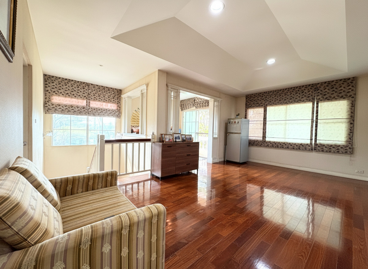 For SaleHouseSamut Prakan,Samrong : The ultimate in relaxation | Nantawan Srinakarin, corner detached house Quality projects from Land & Houses