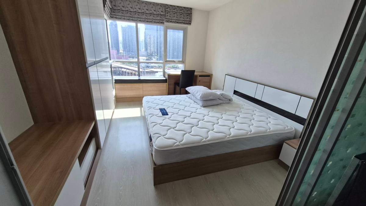 For SaleCondoRama9, Petchburi, RCA : For Sale: Aspire Rama 9 | Spacious 1-Bedroom 39 SQ.M. | High Floor | Prime Rama 9 Location A well-sized 1-bedroom unit in the rapidly growing Rama 9 CBD area