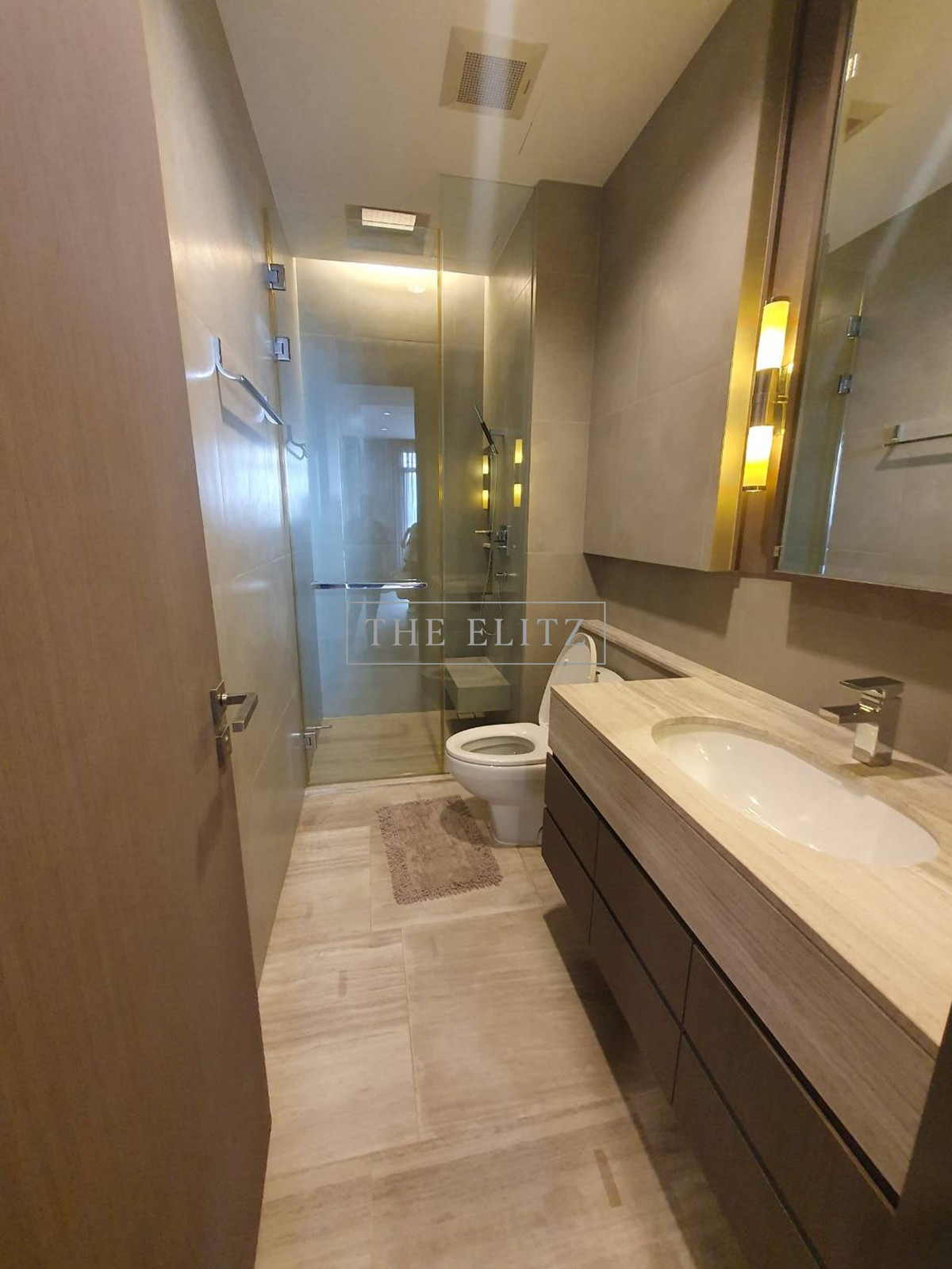 For RentCondoSathorn, Narathiwat : ✨ The ultimate in luxury in the heart of Sathorn! ✨ The Diplomat Sathorn, Super Luxury Condo, timeless classic design 🎉