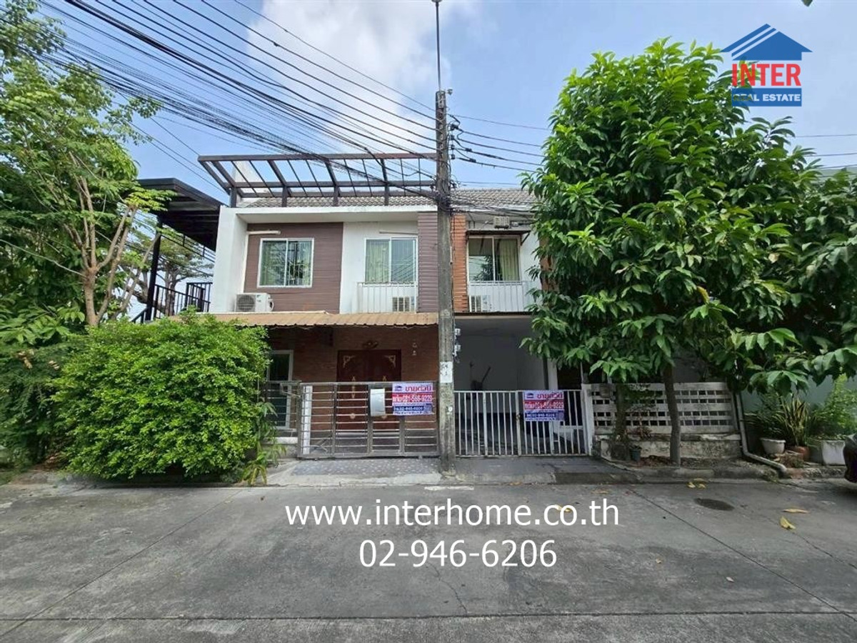 ขายทาวน์โฮมเกษตร นวมินทร์ ลาดปลาเค้า : ทาวน์เฮ้าส์ 2 ชั้น 16.4 ตร.ว. หมู่บ้านอารียาเดอะคัลเลอร์ส 2 ลาดปลาเค้า ใกล้มหาวิทยาลัยเกษตรศาสตร์ ถนนลาดปลาเค้า เขตลาดพร้าว กรุงเทพมหานคร