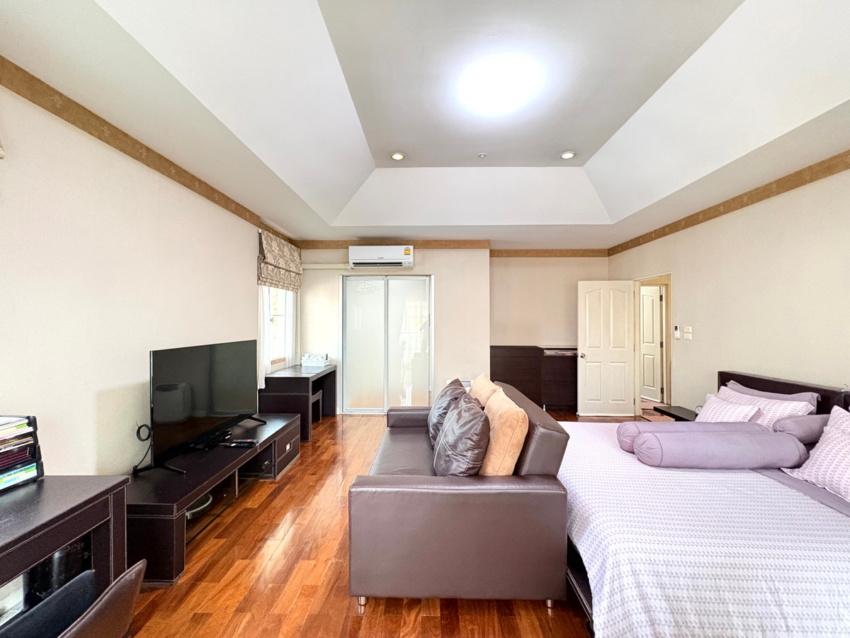 For SaleHouseSamut Prakan,Samrong : The ultimate in relaxation | Nantawan Srinakarin, corner detached house Quality projects from Land & Houses