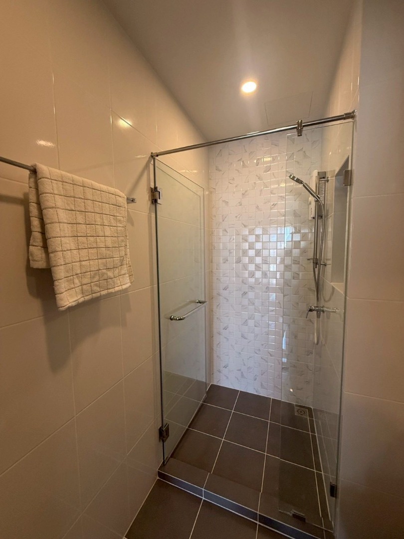 For RentCondoPinklao, Charansanitwong : 🔥For Rent Now!🔥 Chewathai Pinklao, Brand New Unit, Beautifully Decorated, Fully Furnished with Appliances, Ready to Move In❗