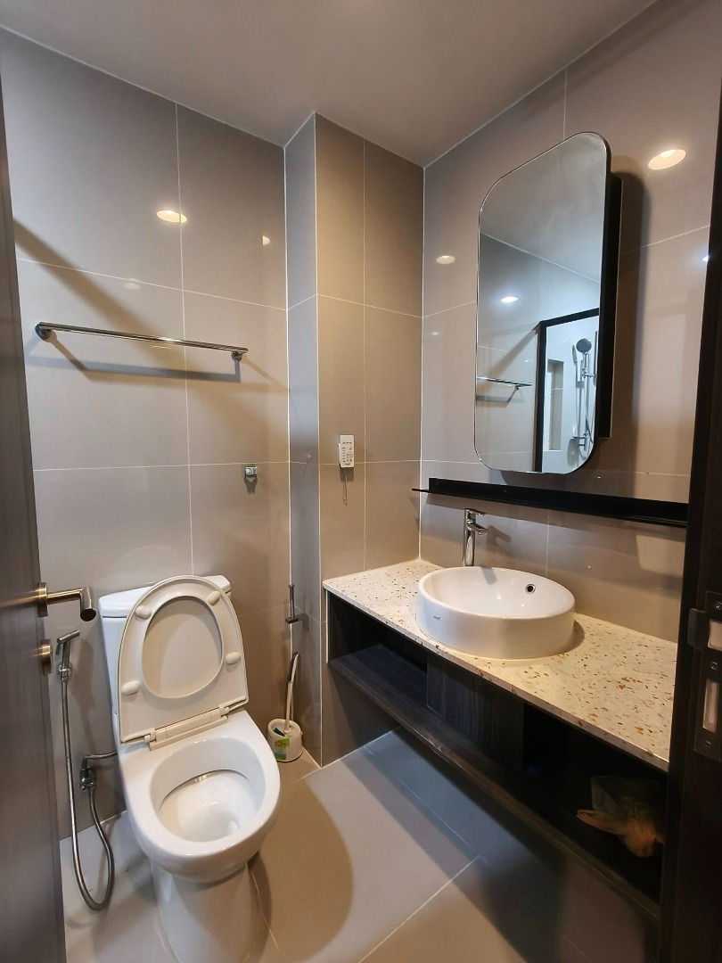 ให้เช่าคอนโดรัชดา ห้วยขวาง : 🔥ให้เช่าด่วน🔥XT Huaikwang  เฟอร์นิเจอร์ และเครื่องใช้ไฟฟ้าครบครัน พ้อมเข้าอยู่ เดินทางสะดวก ใกล้ MRT ห้วยขวาง ❗