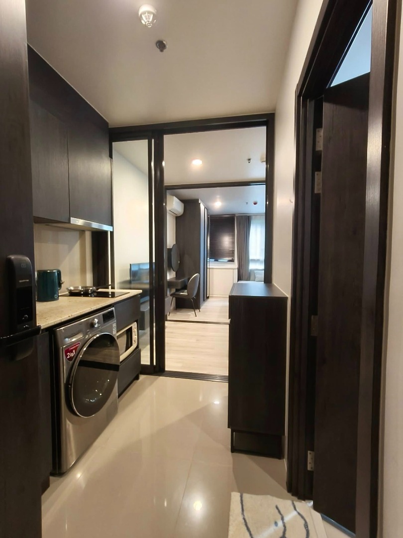 For RentCondoRatchadapisek, Huaikwang, Suttisan : 🔥For Rent Now🔥 XT Huaikwang, fully furnished with appliances, ready to move in. Convenient location near MRT Huai Khwang❗