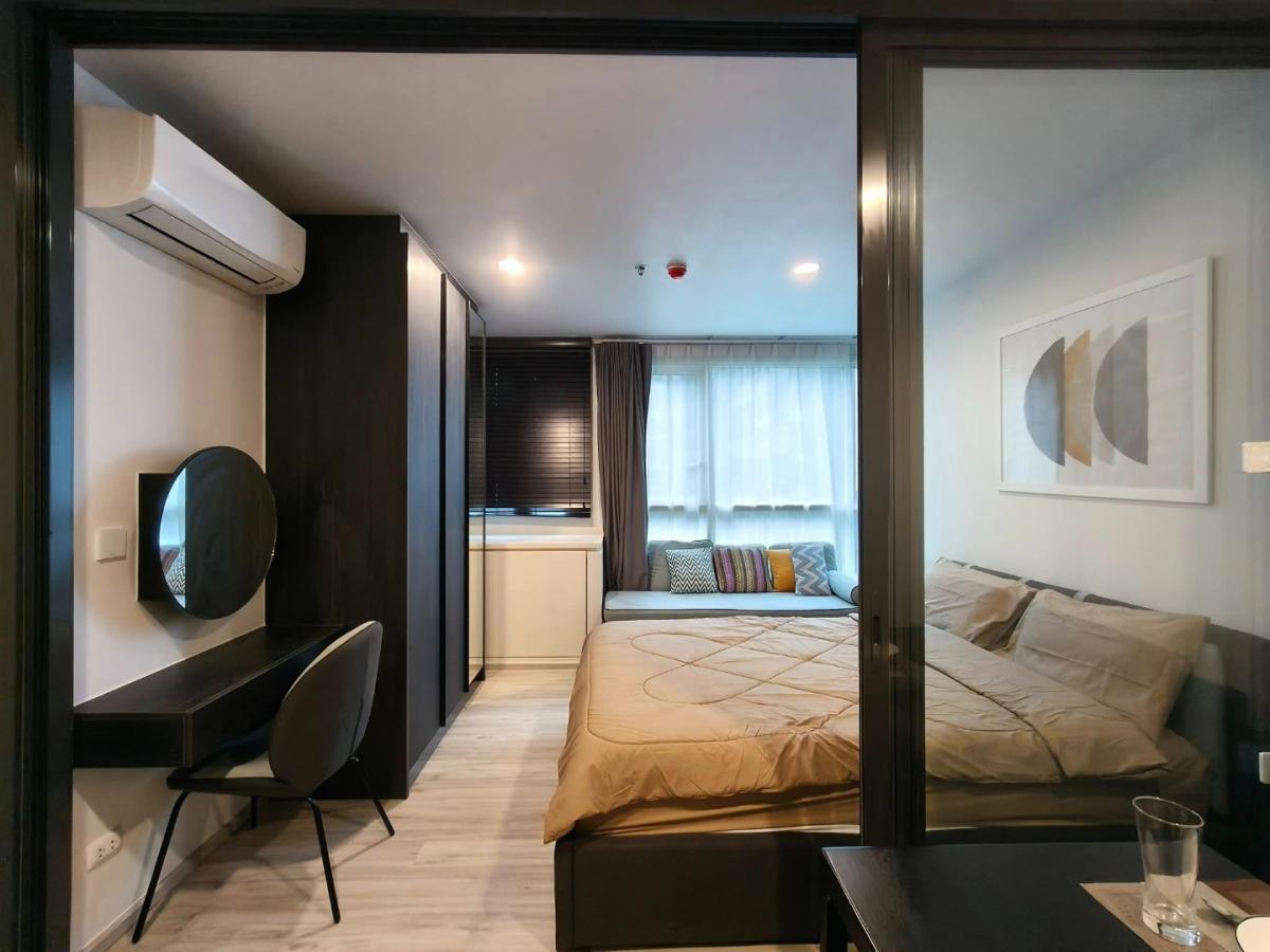 For RentCondoRatchadapisek, Huaikwang, Suttisan : 🔥For Rent Now🔥 XT Huaikwang, fully furnished with appliances, ready to move in. Convenient location near MRT Huai Khwang❗